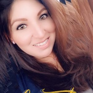 Meet your Posher, Iris